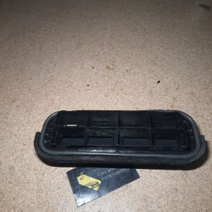 дефлектор кузова задний, ниссан б/у