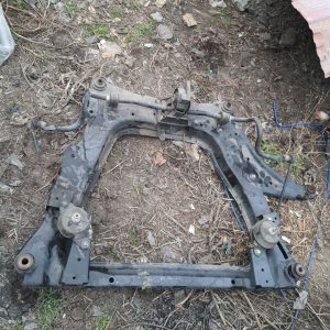 передній підрамник ліф