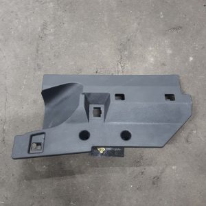 накладка приборної панелі біля колін пасажира нісан ліф б/у