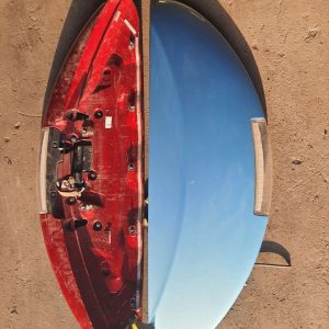 спойлер крышки багажника, синий RBE, червоний NAH нісан ліф б/у