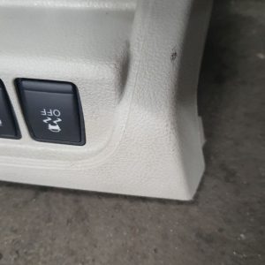 Кнопка відключення стабілізації (VDC / ESP OFF) Nissan Leaf