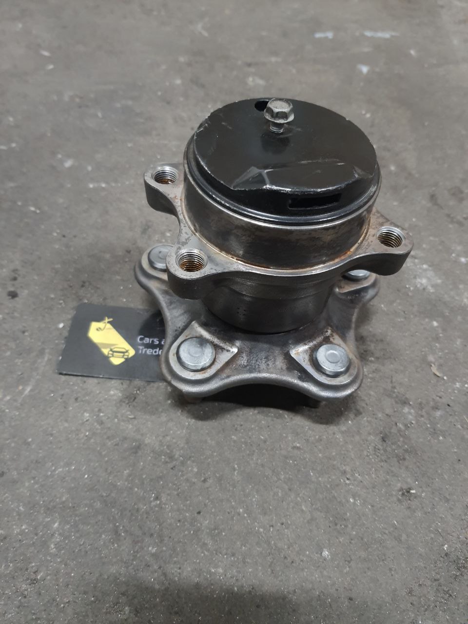 Задня ступиця ліф