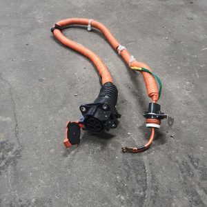 перевірений, лівий порт повільної зарядки, ліф 13- б/у