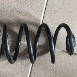 нормальное ссостояние, задняя пружина ниссан лиф 2011- б/у