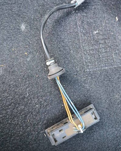 перевірена, гарантія, кнопка відкриття багажнику нісан ліф