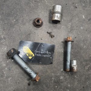 болт кріплення рульової рейки Range Rover L322 (2002 - 2012)