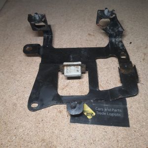 кронштейн кріплення помпи обігрівача Range Rover L322