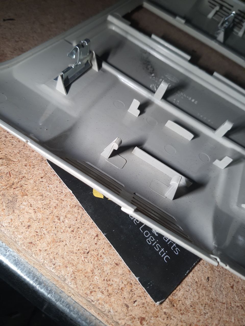 без двд задній плафон стелі Range Rover L322 (2002 - 2012)