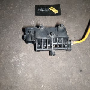 Блок клапанов керування пневмо, правый і лівий л322