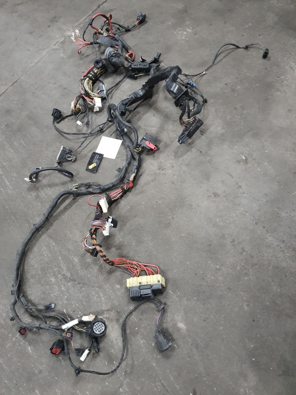 права проводка двигуна л322