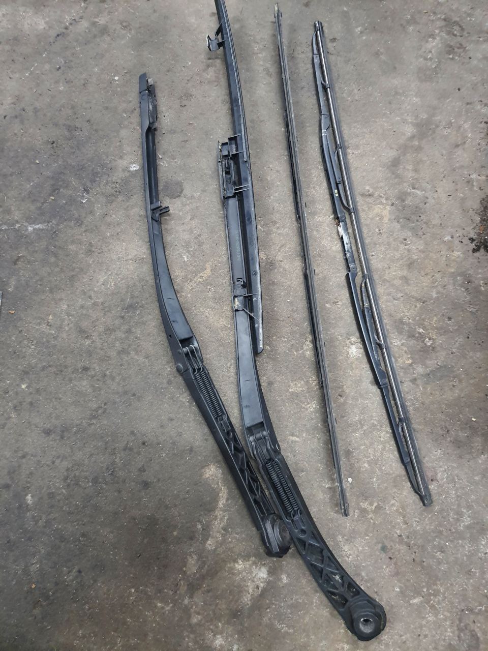 поводок двірника л322