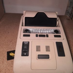 плафон підсвітки салону на стелі Range Rover L322 (2002 - 2012)