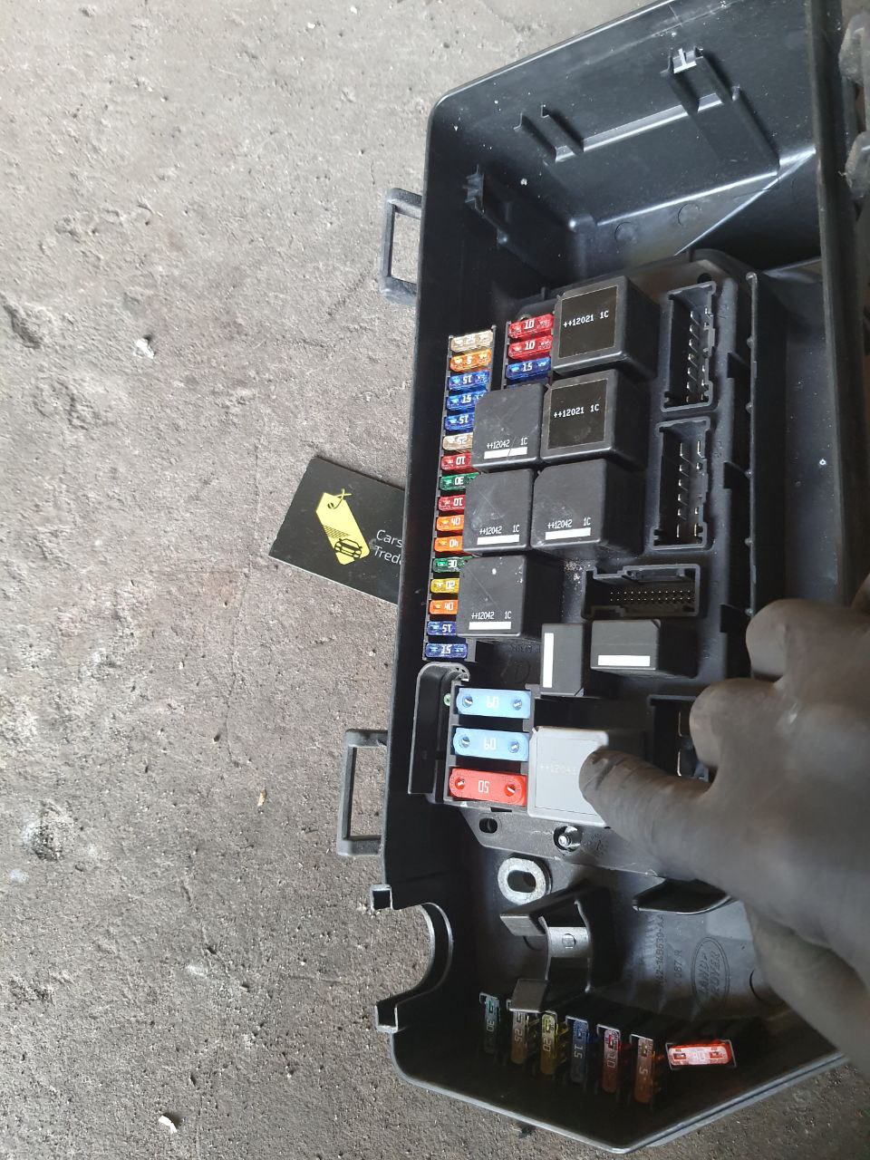 реле пневмопідвіски, реле двигуна сіре 70 ампер чотирьохконтактне Range Rover (L322 2002 - 2012)