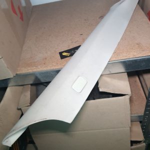 чудовйи стан, накладка передньої лівої стойки Range Rover L322 (2002 - 2012)