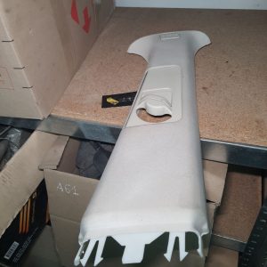 накладка стойки права л 322