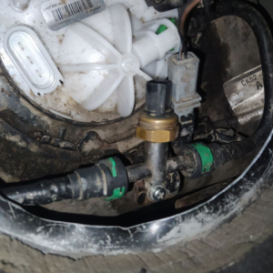 перевірений, гарантія, датчик тиску палива Range Rover (L322 2002 - 2012, L405 2012 - 2021) Range Rover Sport (L320 2005 - 2013, L494 2013 - 2022) Land Rover Discovery 4 (L319, 2009-2017)