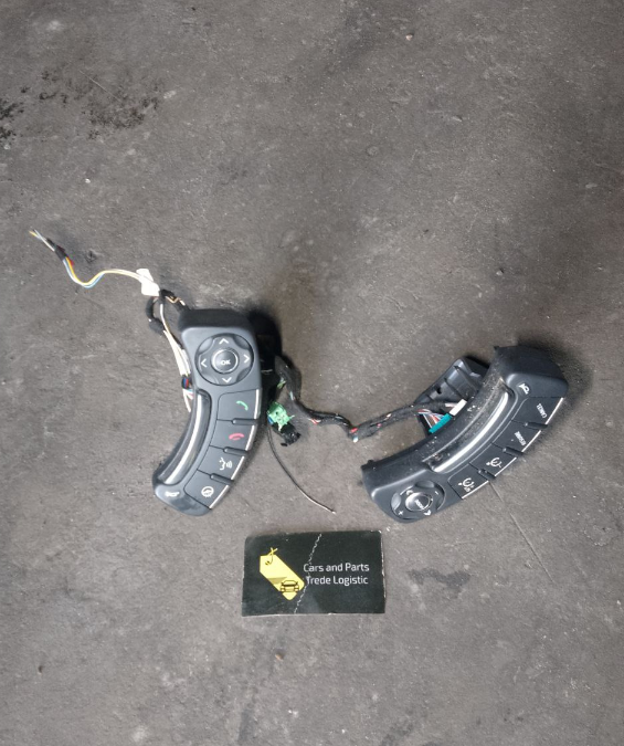 чудовий стан, перевірені, ліві кнопки руля, кнопки круізу на рулі Range Rover (L322 2002 - 2012) Range Rover Sport (L320 2005 - 2013) Land Rover Discovery 4 (L319, 2009-2016)