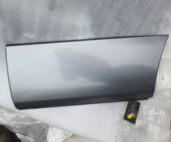 молдинг задніх лівих дверей Range Rover L322