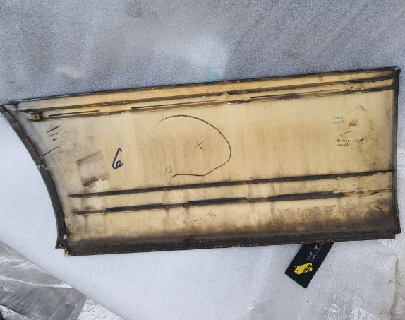 молдинг задніх лівих дверей Range Rover L322