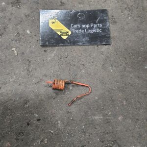  Стяжна пружина задніх гальмівних колодок